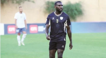 أزمة في القيد.. خطأ إداري يمنع انتقال أبو عرقوب إلى الدوري الليبي